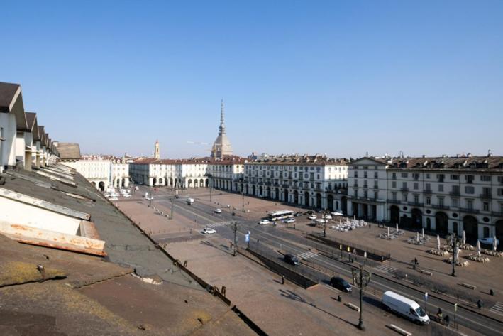 Vittorio Attic Apartment Turin Bagian luar foto